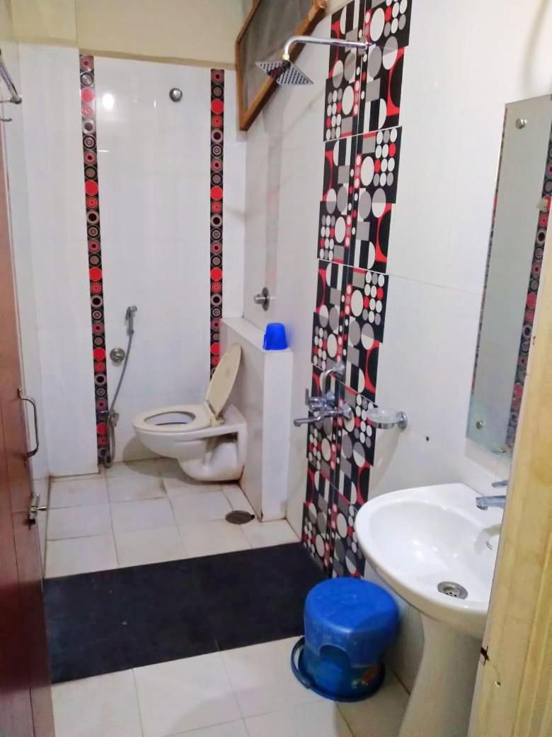Hotel Tirupati Palace Indore Buitenkant foto